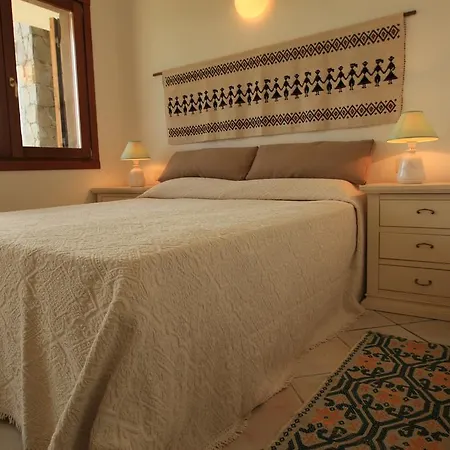 Sul Mare Residenze Di Bes * Chia