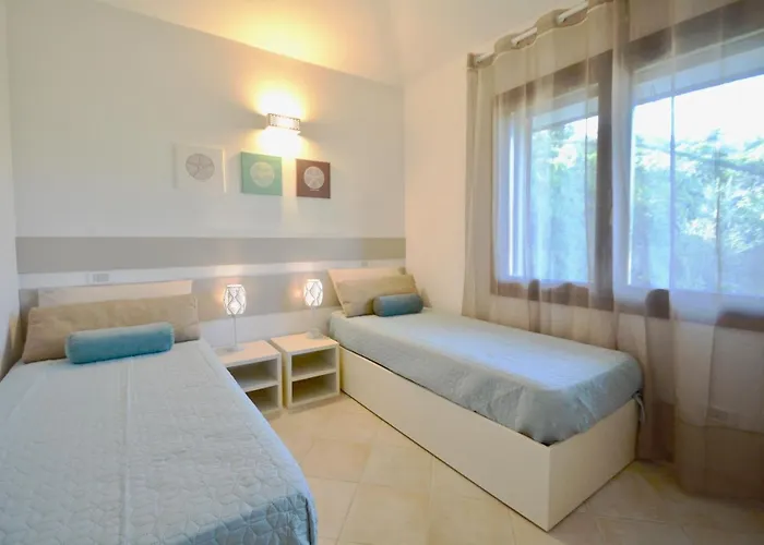 Sul Mare Residenze Di Bes Chia